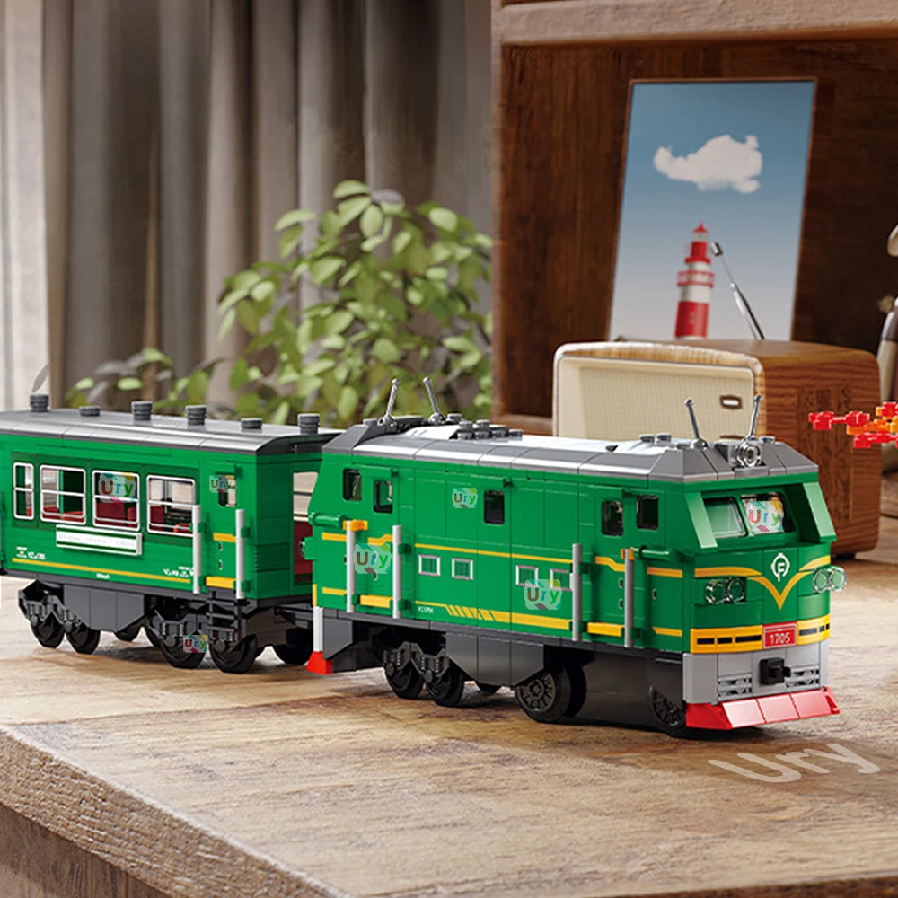 Technical Retro Green Steam Tr - огляд і ціна Lego Set City