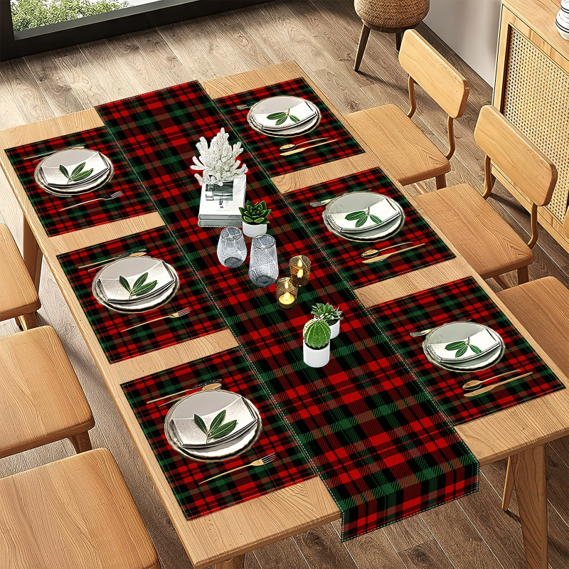 7-Piece Christmas Placemat and - огляд і ціна Christmas Table Runner